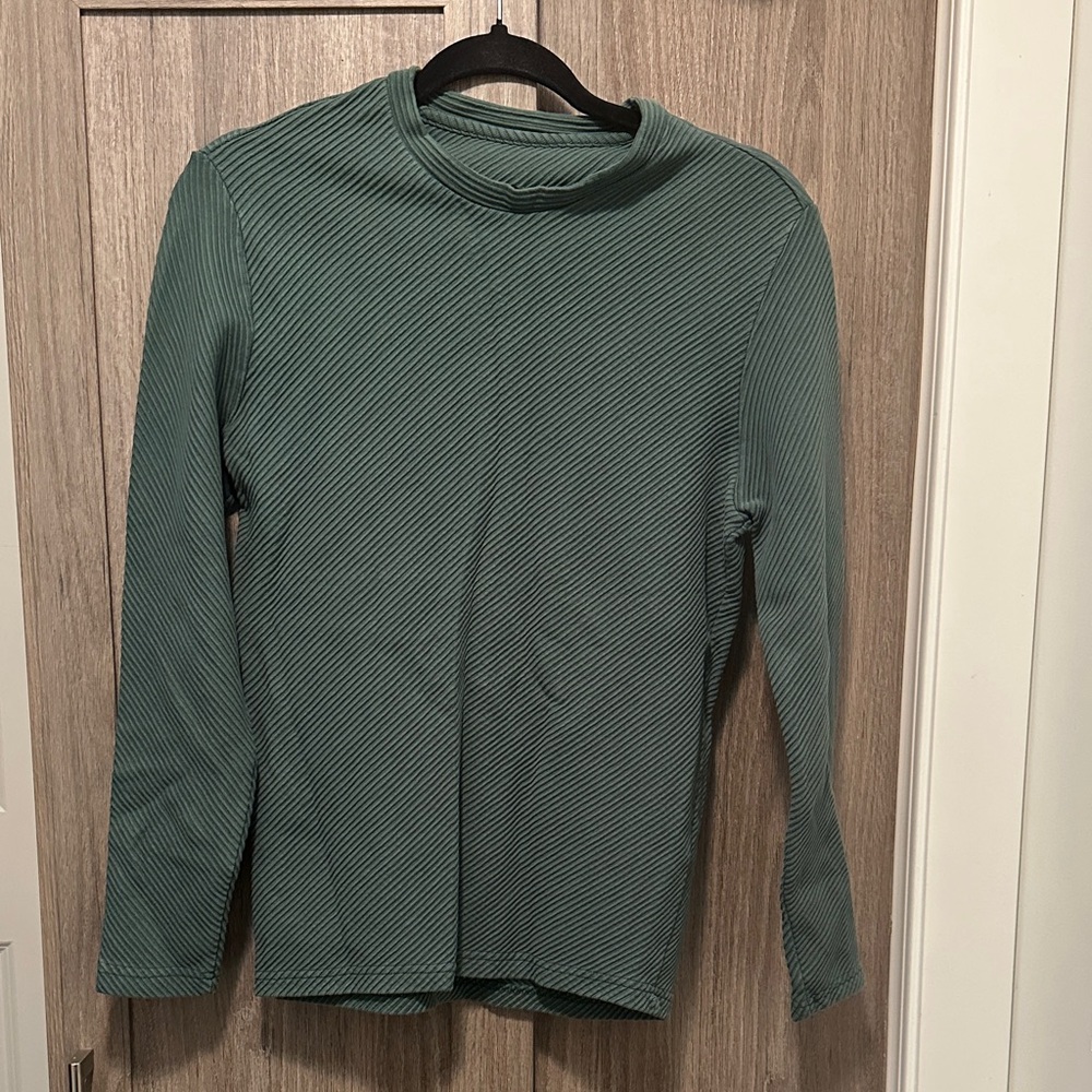 Women’s Ribbed Crewneck Sweater in Forest Green